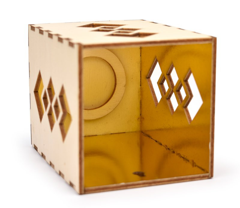 Dřevěná lucerna, kosočtverec, zlaté lamino - 2