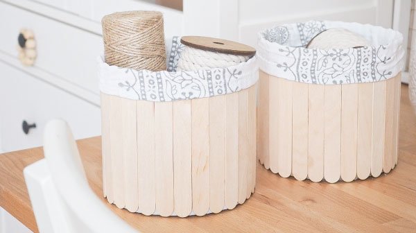 Vyrobte si ozdobnou krabičku z dřevěných špachtlí